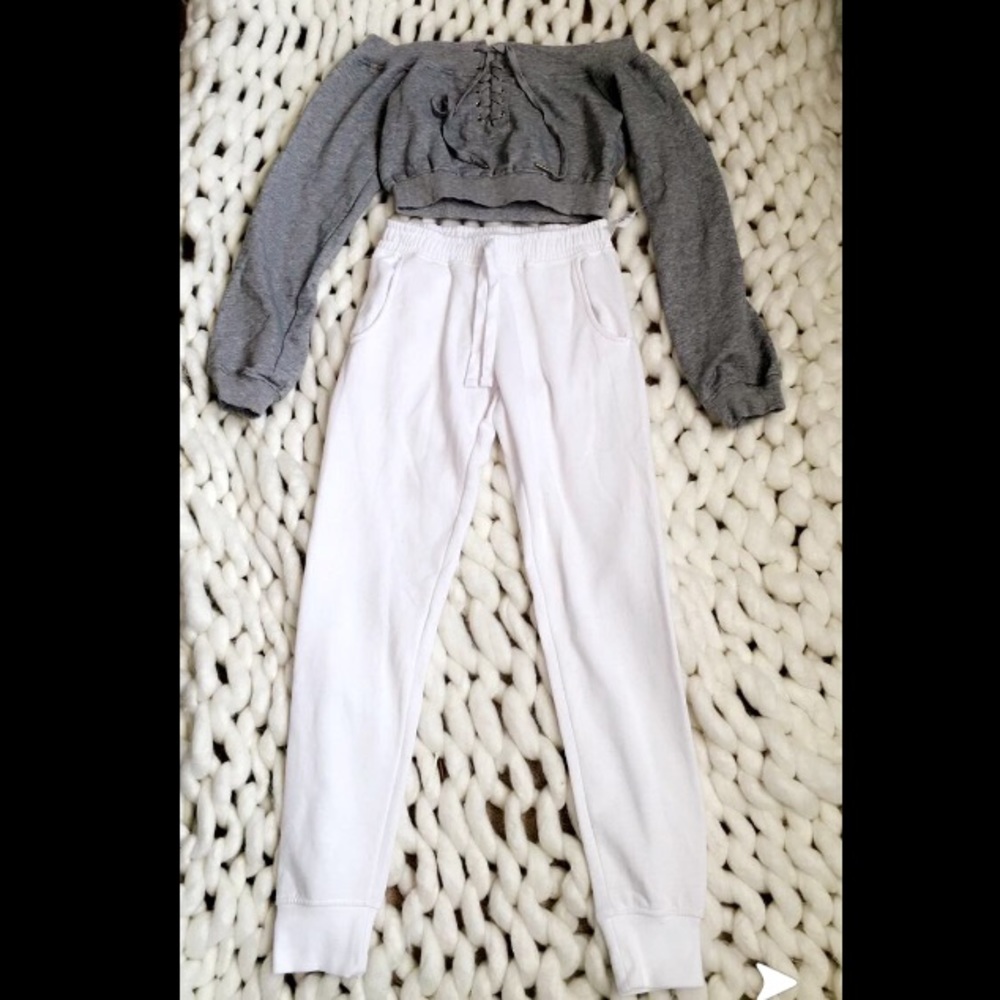 •sweat pants